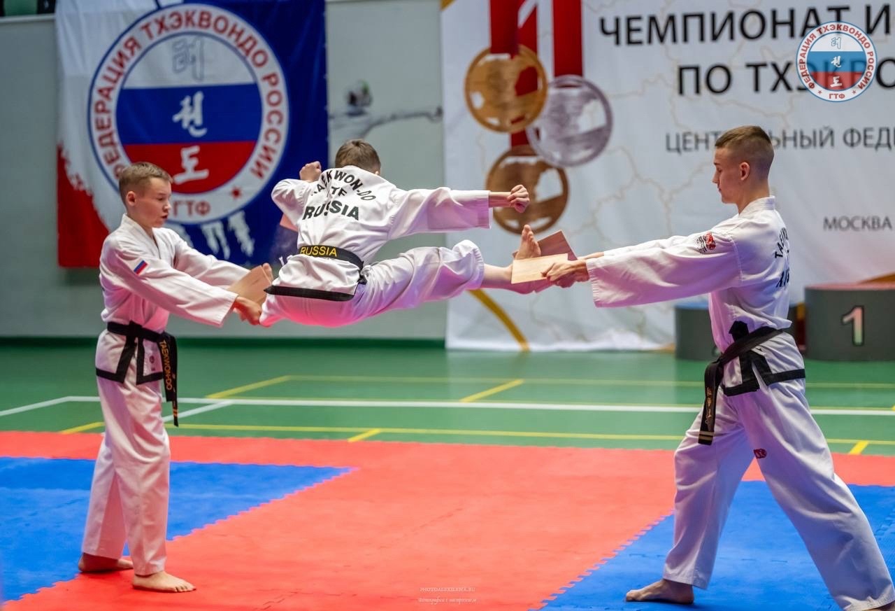 Чемпионат и первенство России по тхэквондо в Казани