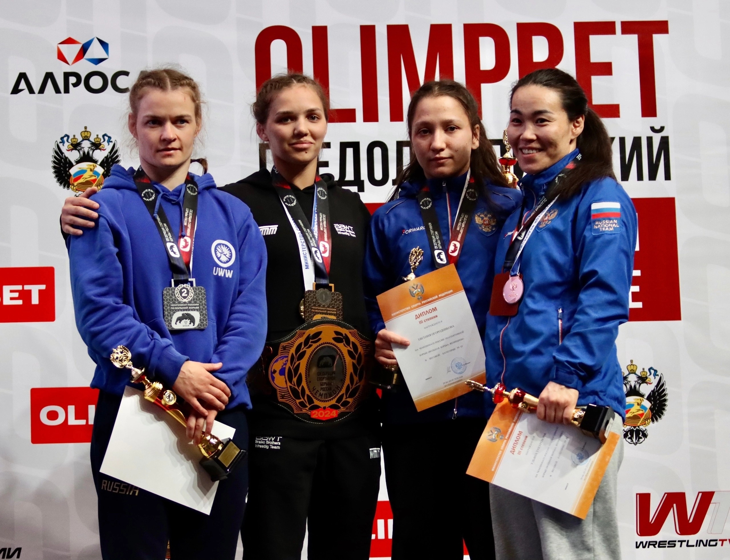 Золото и серебро чемпионата России по вольной борьбе