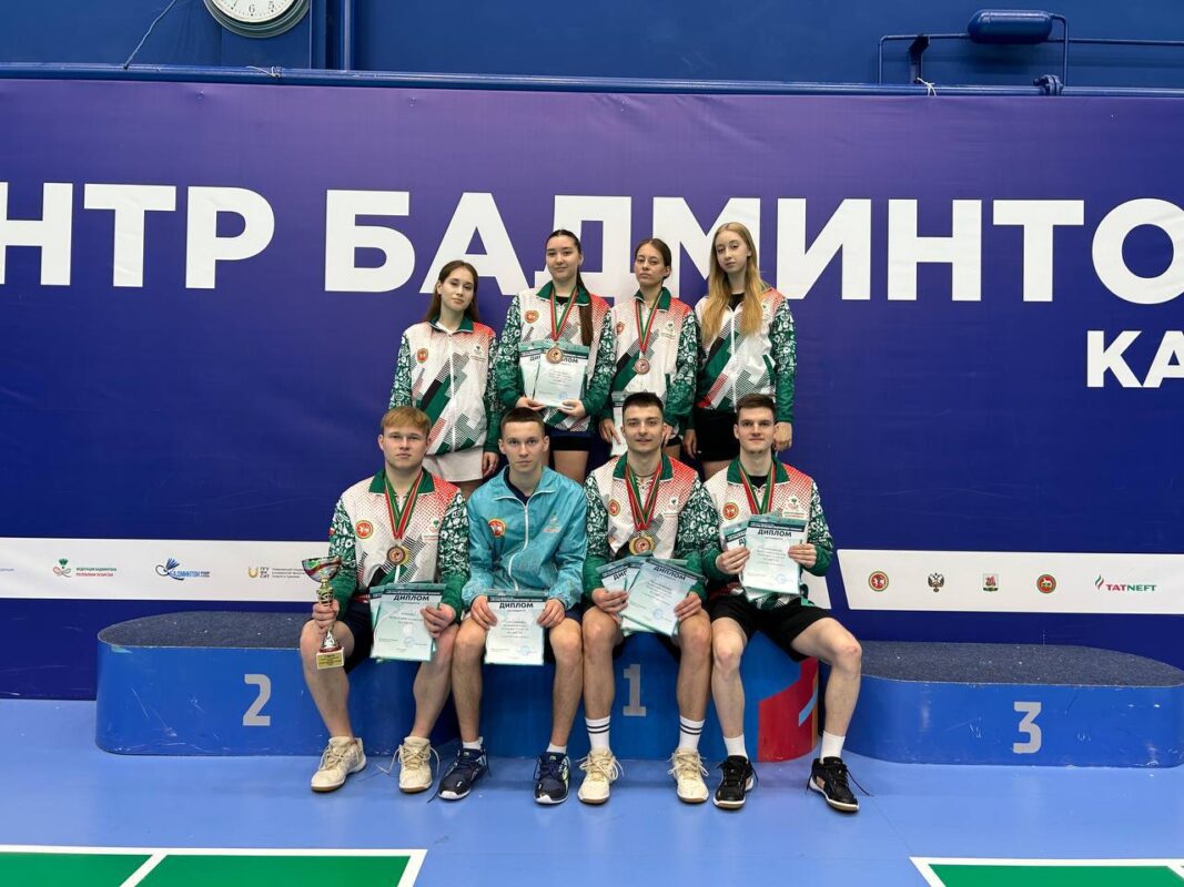 Татарстан - в финале Спартакиады по бадминтону