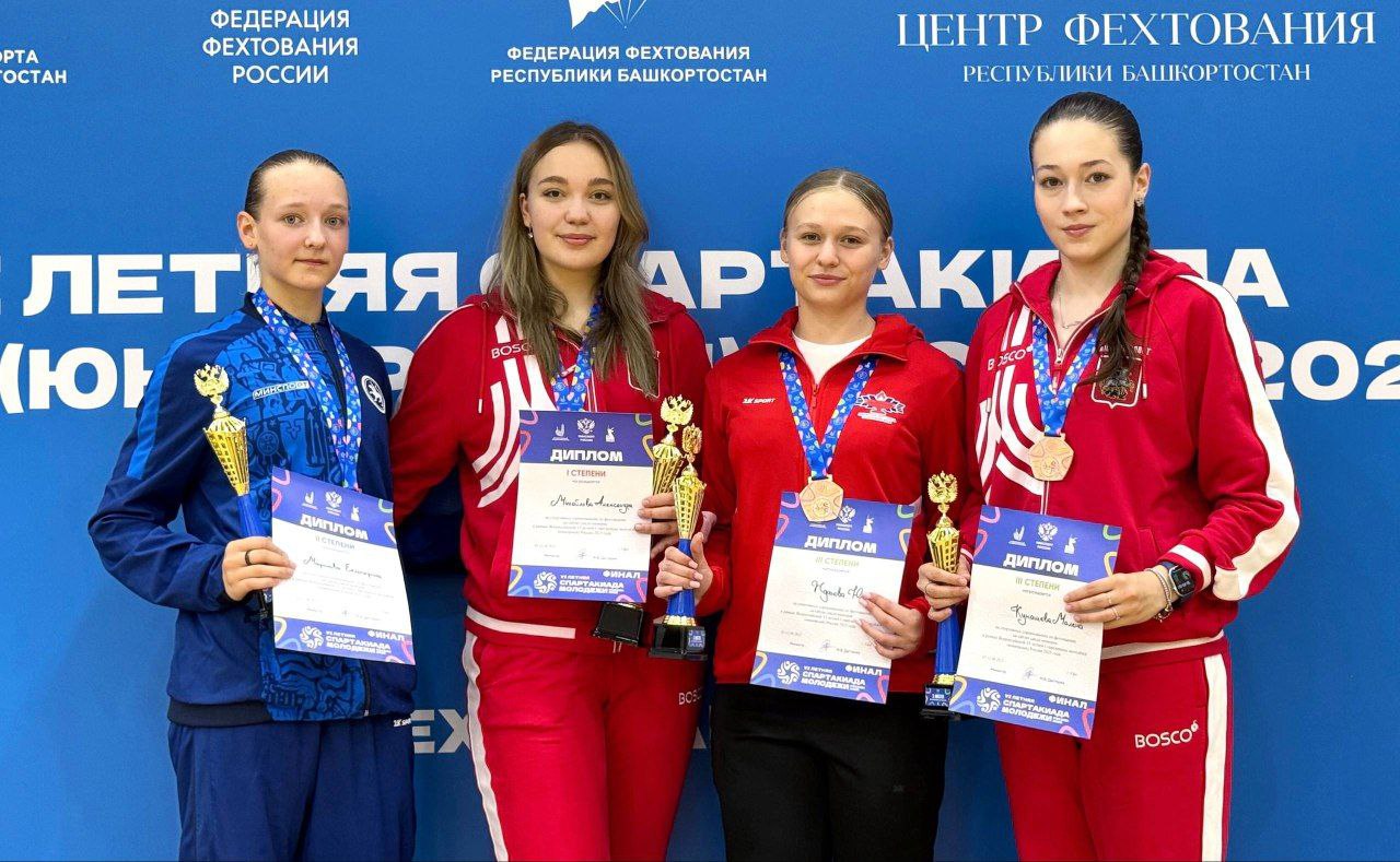 Серебро и бронза Спартакиады по фехтованию