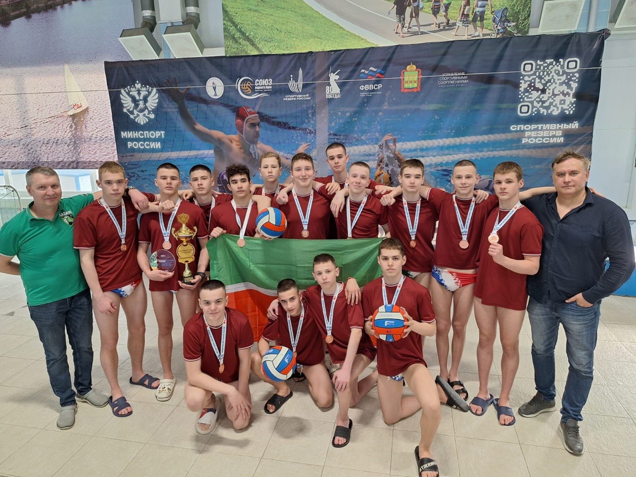 Водное поло: характер, скорость и командный дух